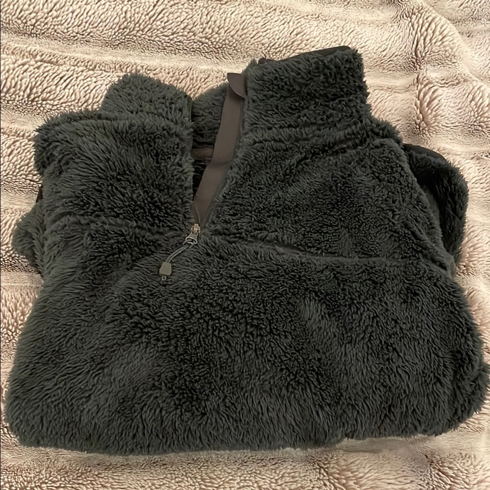 Eddie Bauer Blue Pullover Jacket with High Collar and Plush Texture